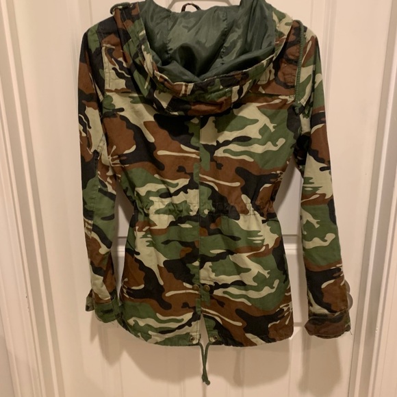 forever 21 camo jacket - Picture 2 of 3